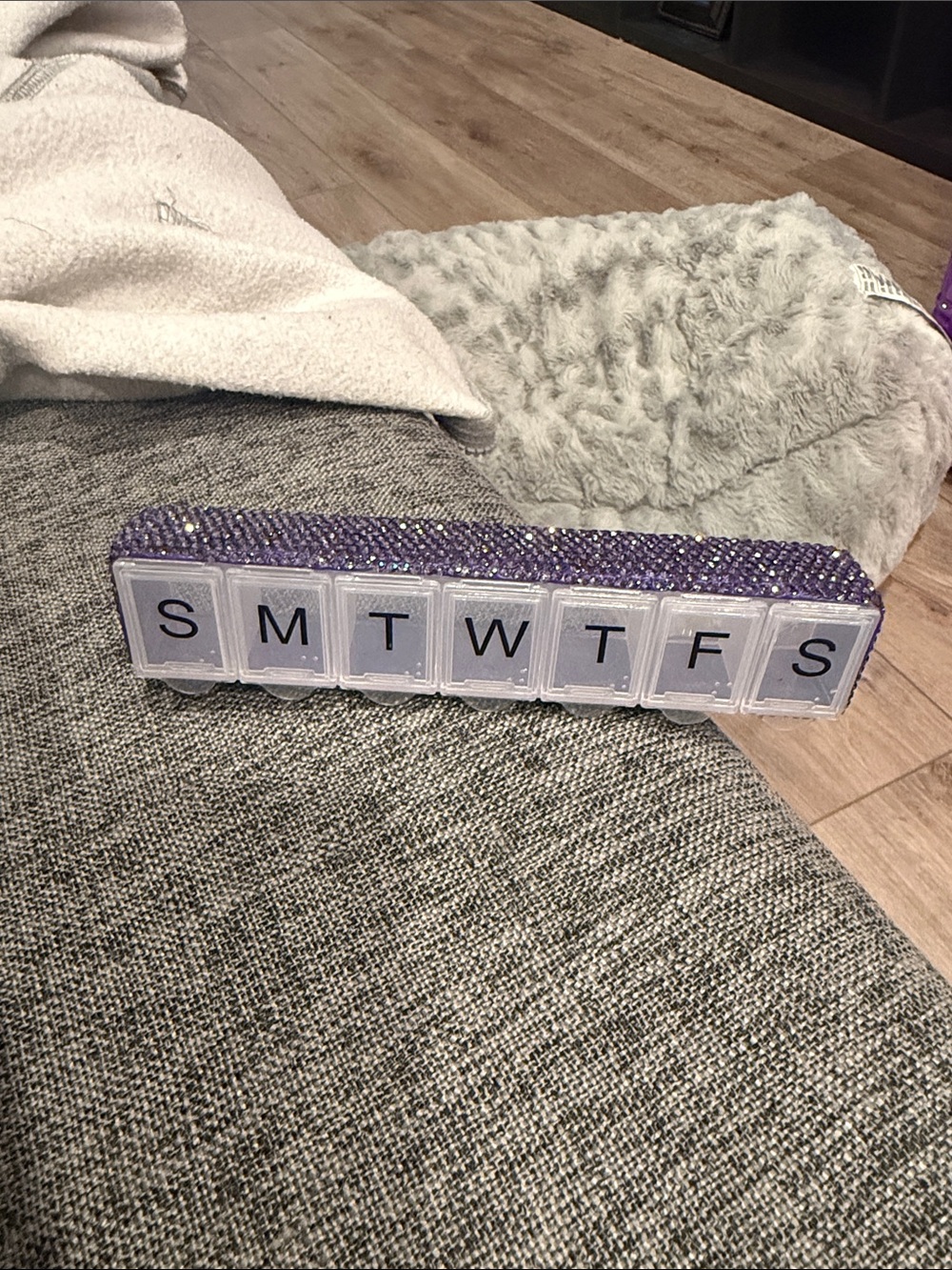 Weekly Pill Organizer - Purple Rhinestone Top